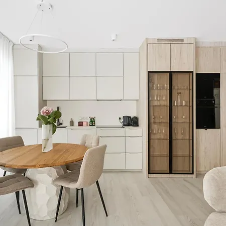 アパート Pearl Surfingbird ロゴボ
